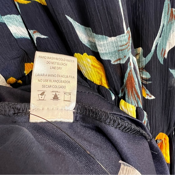 Fashion Nova M Maxi Dress Floral Wrapped Flowy - Picture 4 of 14